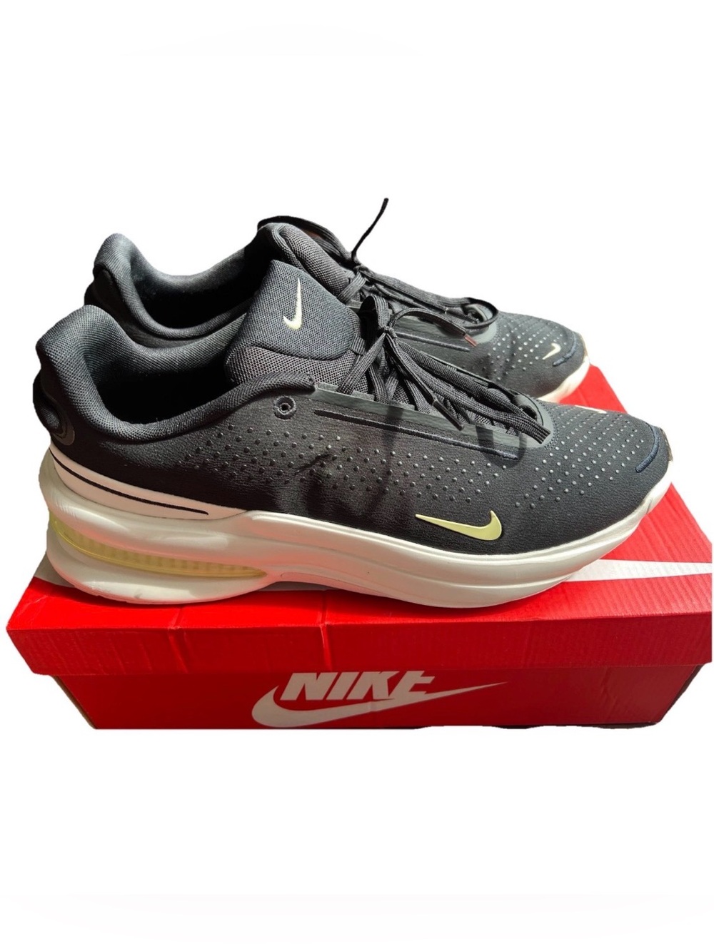Nike  Air Zoom Upturn SC Shoes Mens Size 14 Black White Sneakers IB2746 001